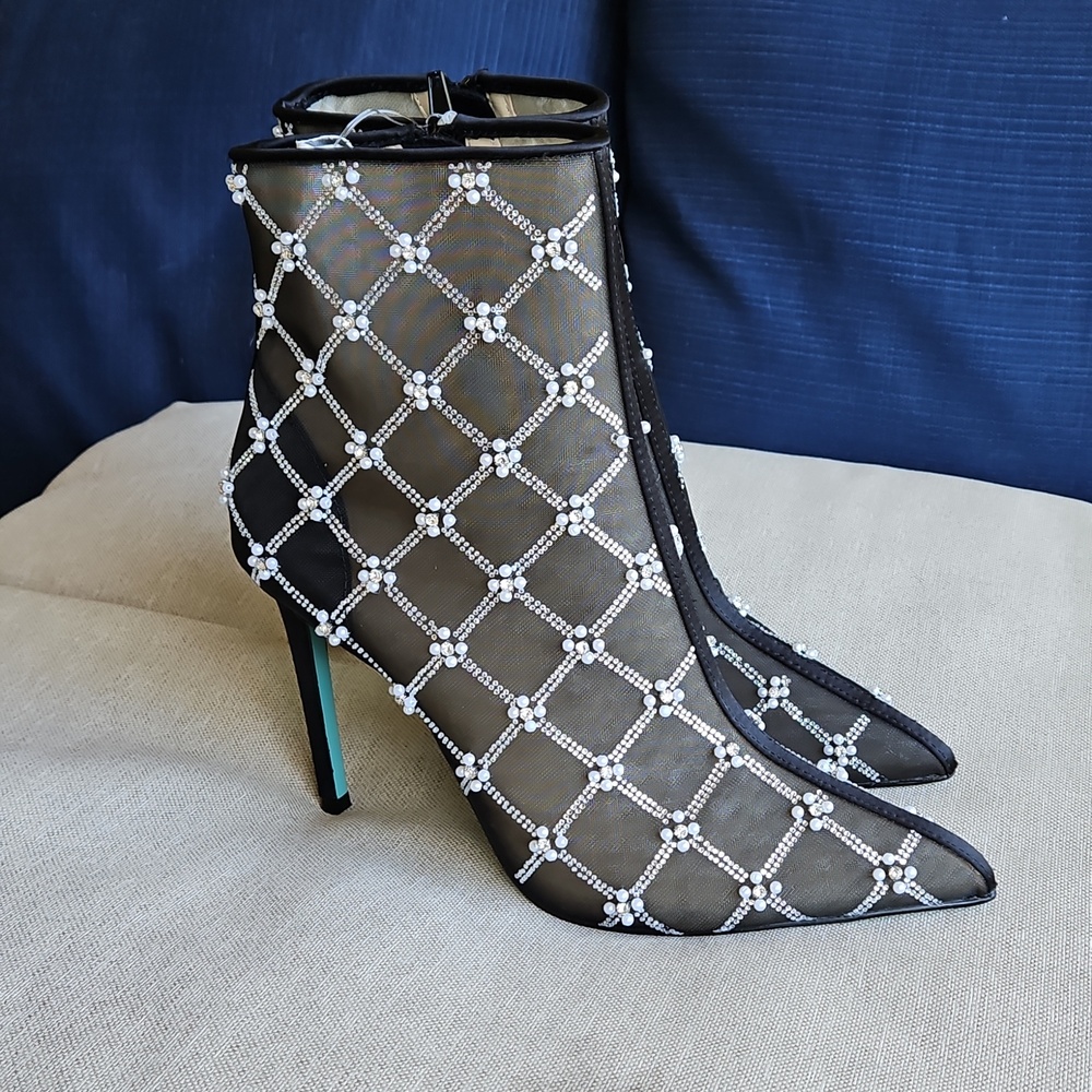 FINAL PRICE/ LAST ONE Betsey Johnson Larkk Black Latice Embelished Sheer Booties - Picture 1 of 12